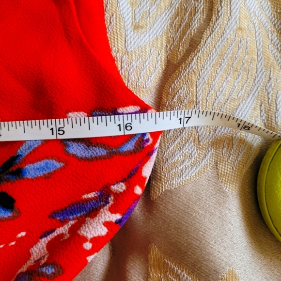 TAHARI Sleeveless Dress - Picture 10 of 12